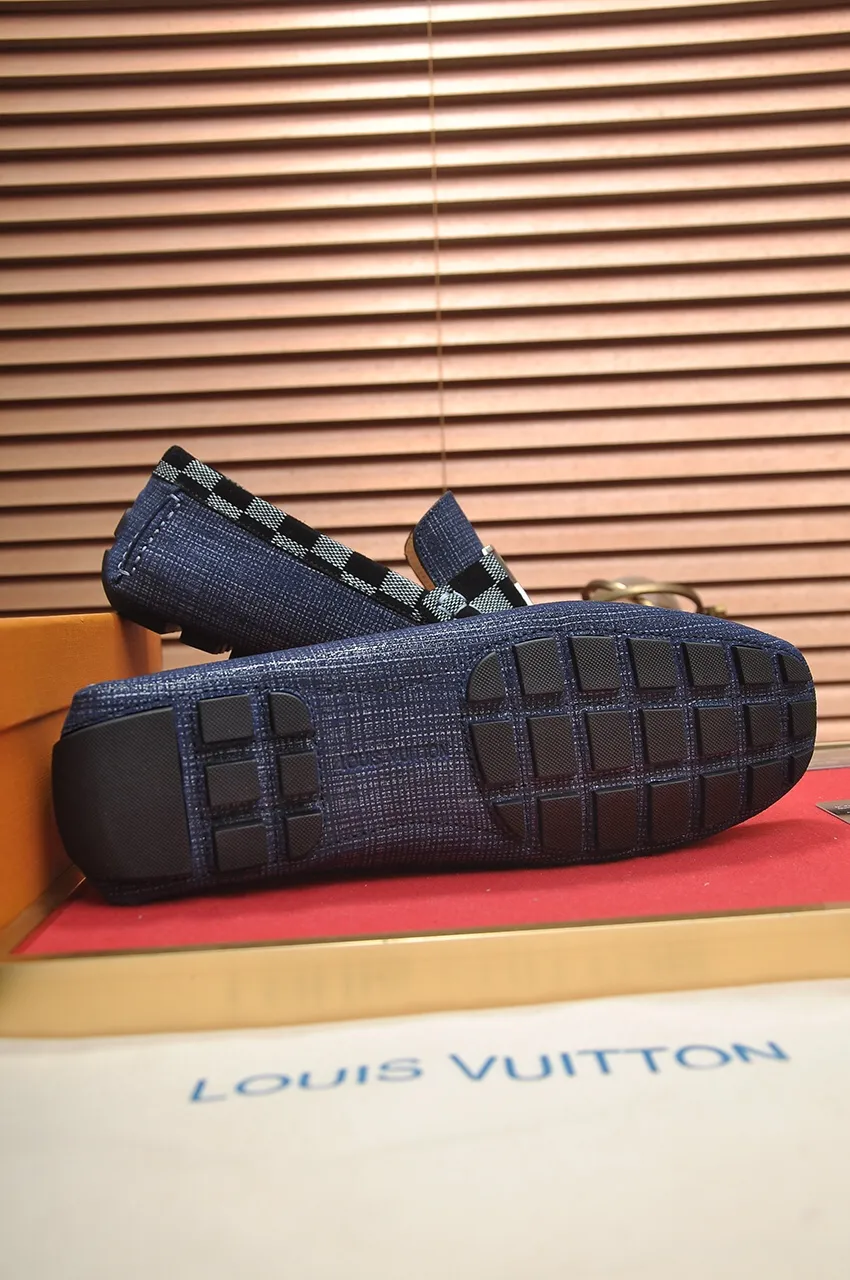 Men's men's shoes 💰420💶 [LV Doudou shoes] (water-dyed cowhide lining) new model is on the market, available on the official website. The new Doudou shoes are processed into single-color materials, and the uppers are made of imported horsehide leather. The body of the shoe is fully hemmed with mark thread, and is lined with imported original cowhide leather. The elegant shoe shape is super suitable for all-matching, and the size is 38-44.